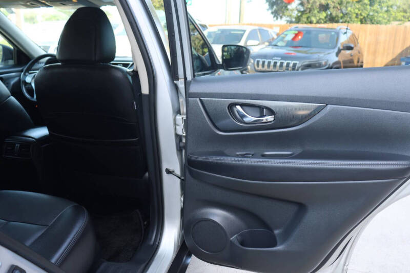 2016 Nissan Rogue SL