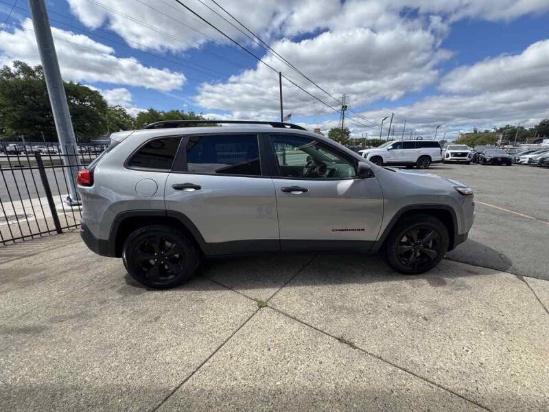 2017 Jeep Cherokee Sport Altitude
