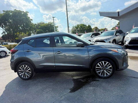 2022 Nissan Kicks SV