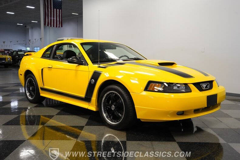 2004 Ford Mustang GT Deluxe