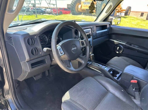 2008 Jeep Commander Sport
