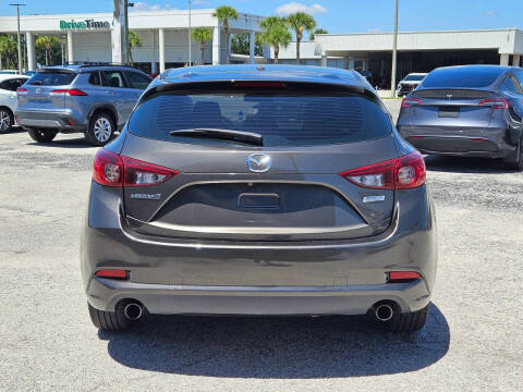 2018 Mazda MAZDA3 Touring
