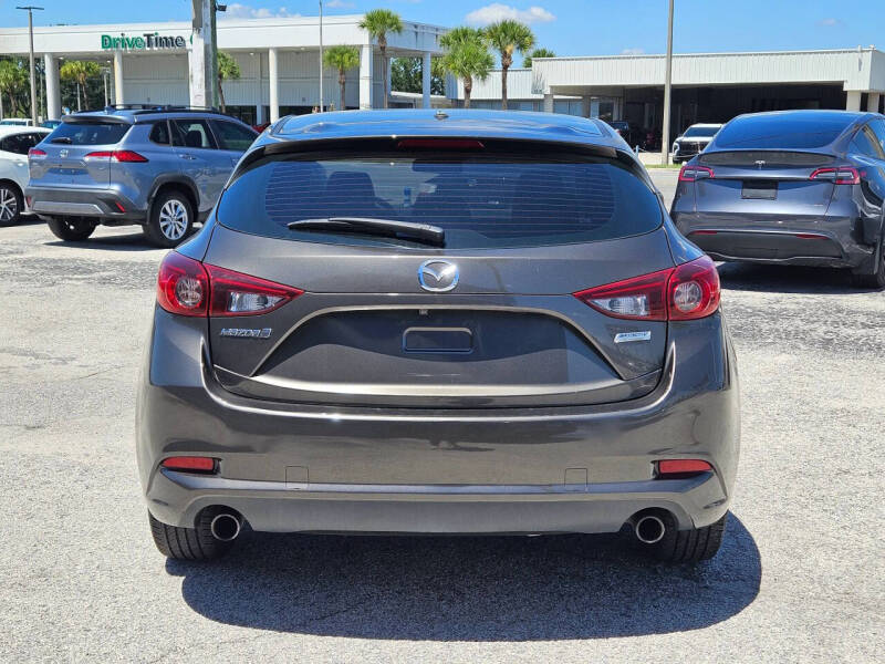 2018 Mazda MAZDA3 Touring