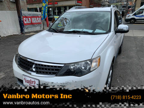 2009 Mitsubishi Outlander for sale at Vanbro Motors Inc in Staten Island NY