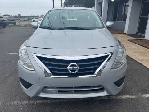 2018 Nissan Versa