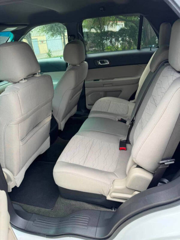 2014 Ford Explorer