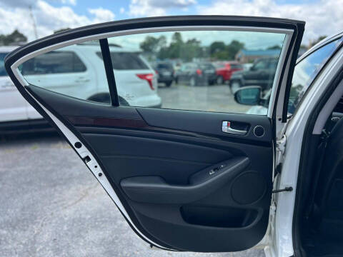 2014 Kia Cadenza Premium