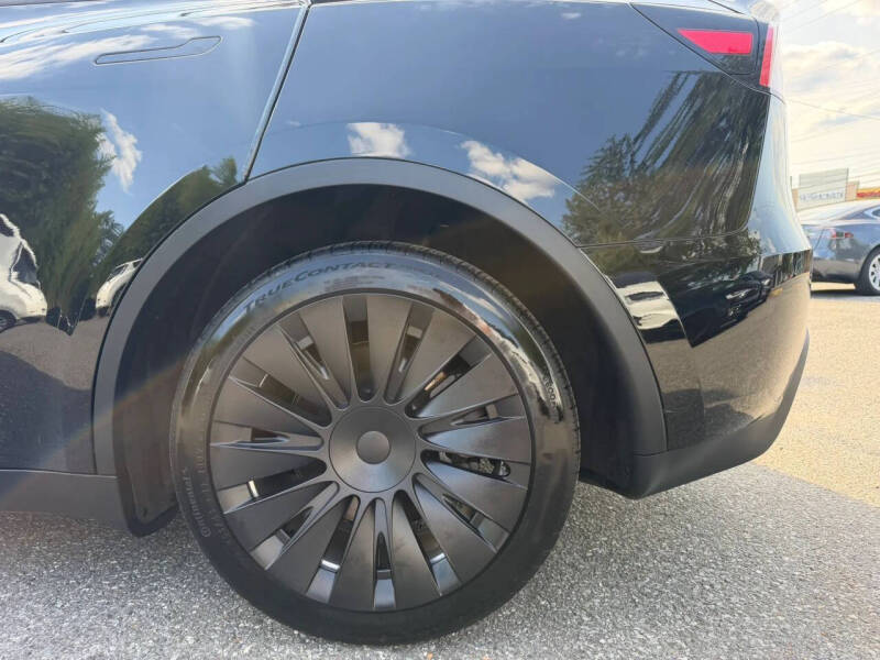 2024 Tesla Model Y Long Range