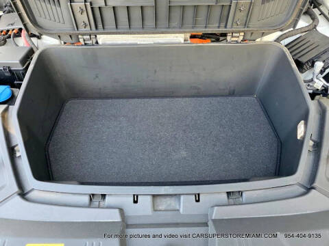 2021 Audi e-tron quattro Premium