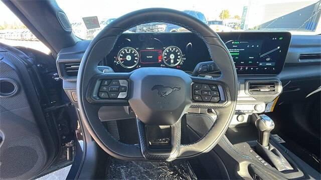 2025 Ford Mustang Dark Horse