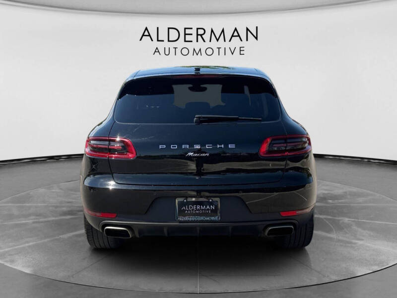 2017 Porsche Macan