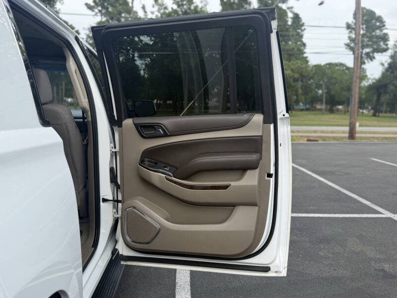 2017 Chevrolet Suburban LS