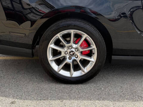 2011 Ford Mustang V6 Premium