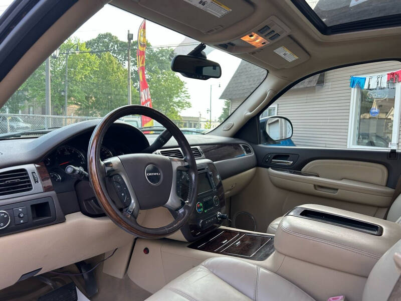 2008 GMC Yukon XL Denali