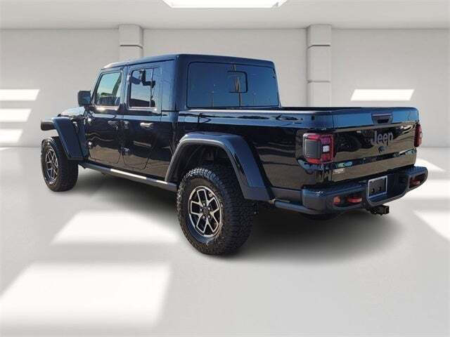 2024 Jeep Gladiator