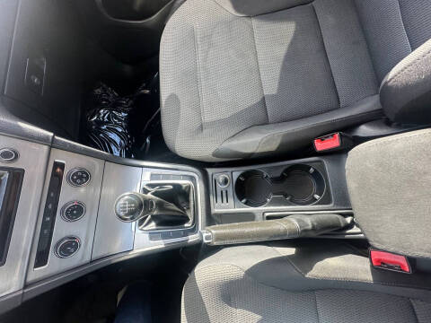 2015 Volkswagen Golf TSI Launch Edition