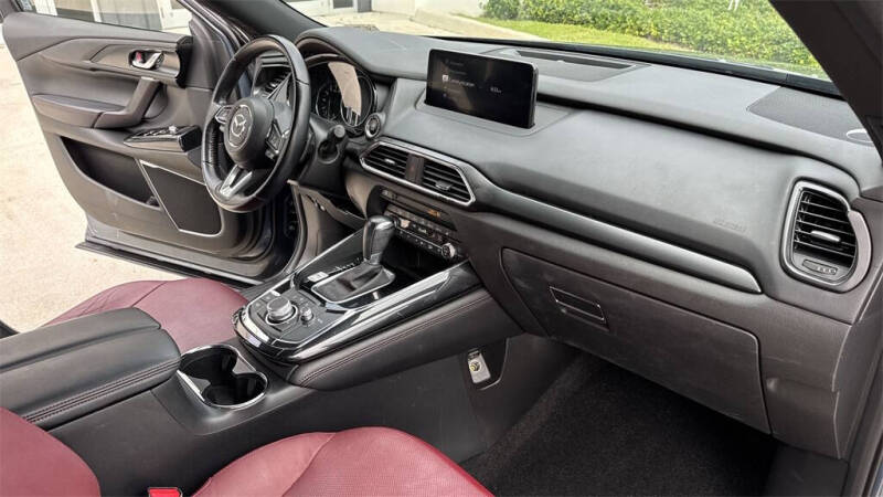 2022 Mazda CX-9 Carbon Edition