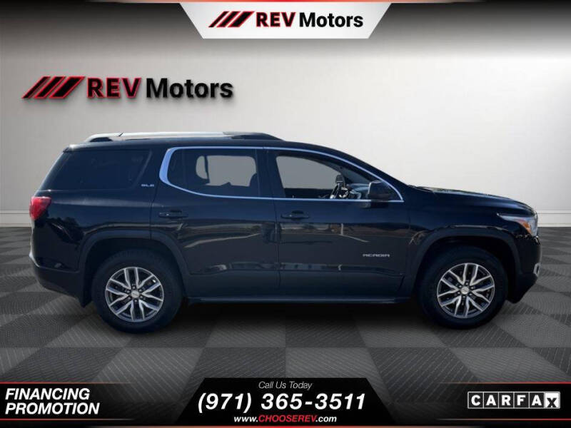 2019 GMC Acadia SLE-2