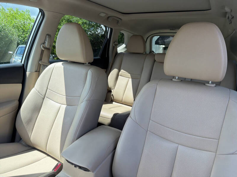 2016 Nissan Rogue SL