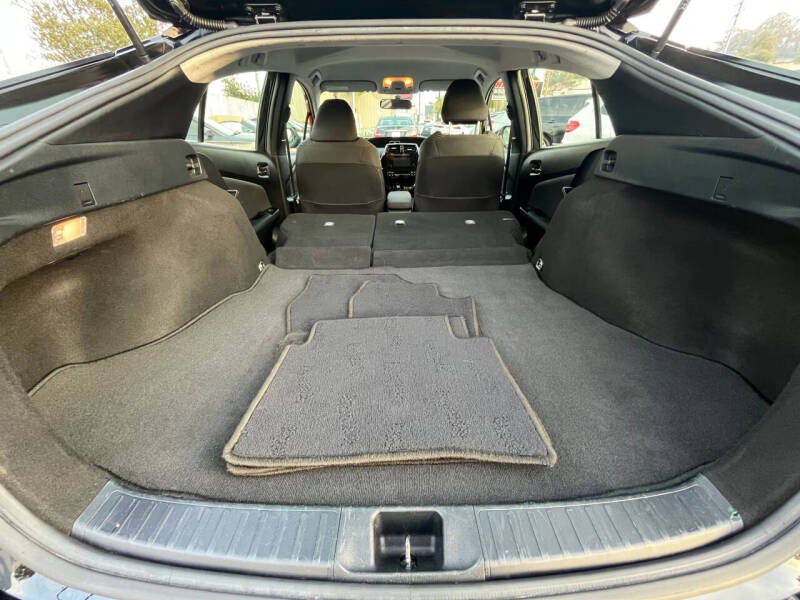 2016 Toyota Prius Two