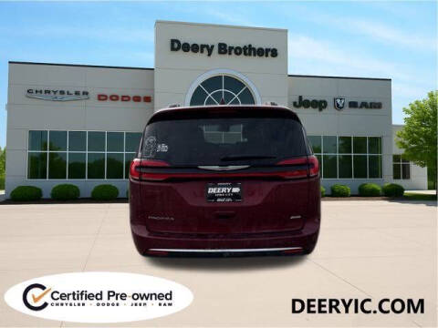 2022 Chrysler Pacifica Touring L