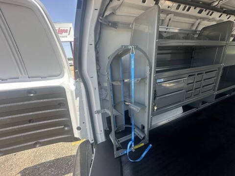 2024 Chevrolet Express 2500