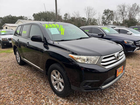 2011 Toyota Highlander for sale at DION'S TRUCKS & CARS LLC in Alvin TX