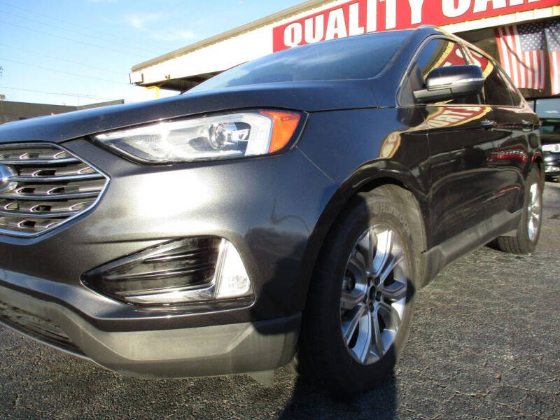 2019 Ford Edge Titanium