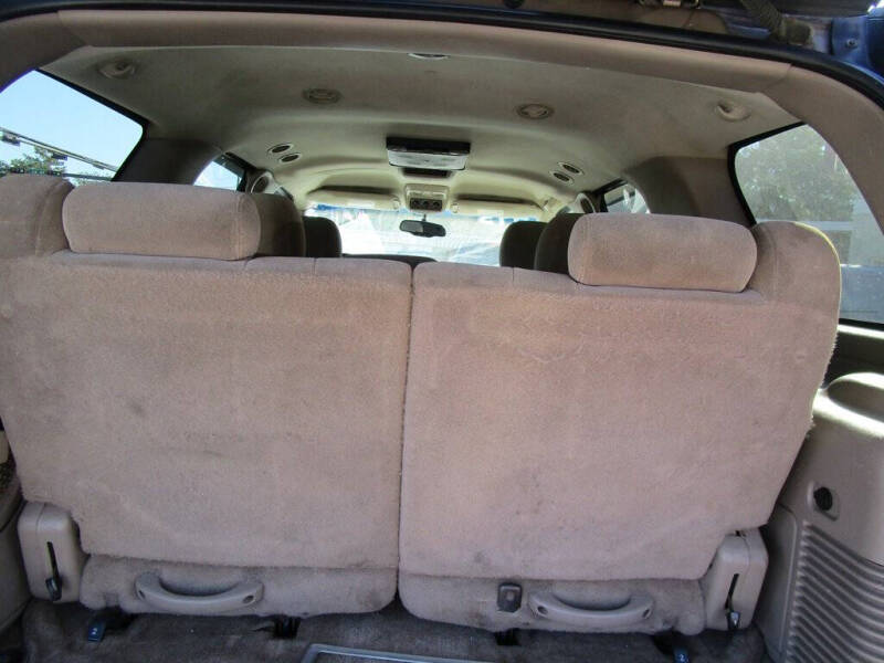 2003 Chevrolet Tahoe LS