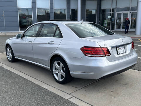 2014 Mercedes-Benz E-Class E 250 BlueTEC Sport 4MATIC