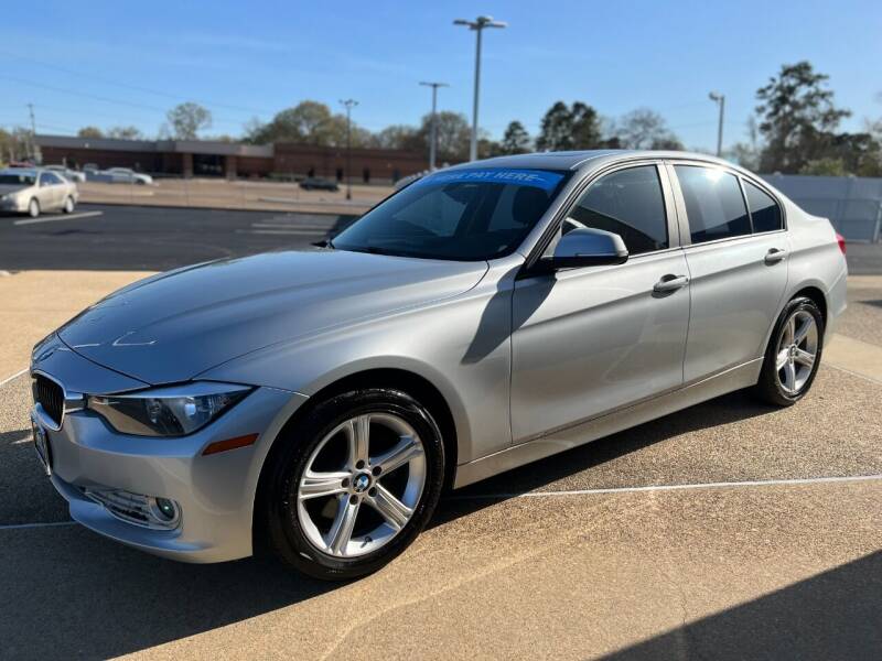2013 BMW 3 Series for sale at Credit Builders Auto in Texarkana TX