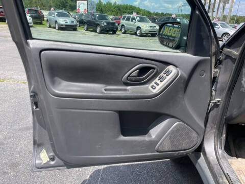 2006 Mazda Tribute i