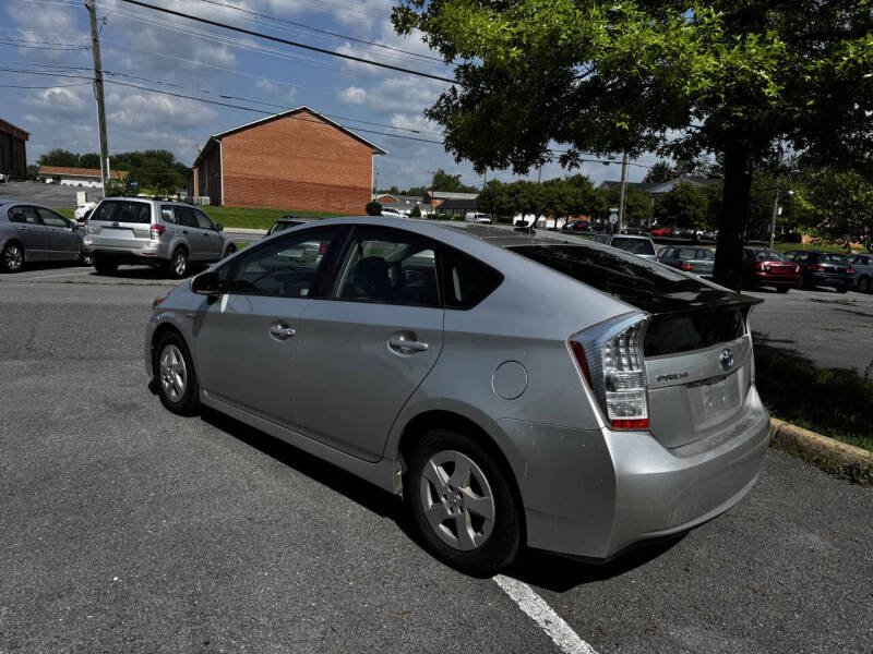2010 Toyota Prius III