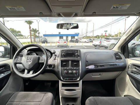 2013 Dodge Grand Caravan SE