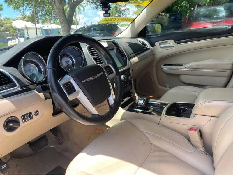 2014 Chrysler 300