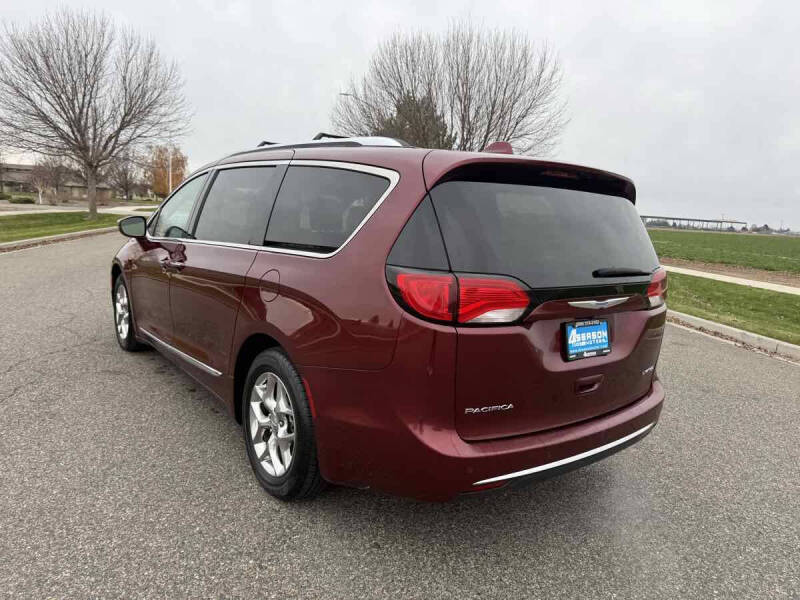 2018 Chrysler Pacifica Limited