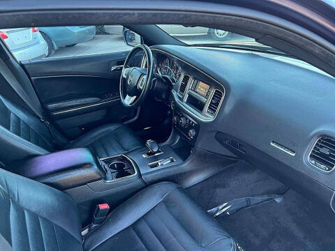 2014 Dodge Charger SE