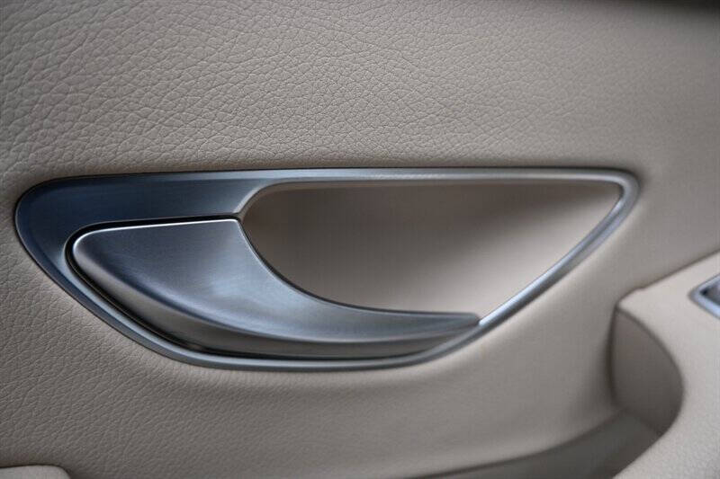 2018 Mercedes-Benz GLC GLC 300 4MATIC