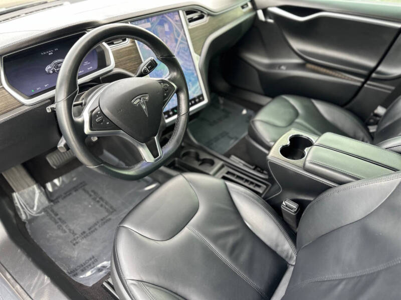 2014 Tesla Model S 85