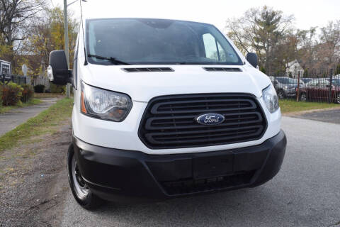 2015 Ford Transit for sale at QUEST AUTO GROUP LLC in Redford MI