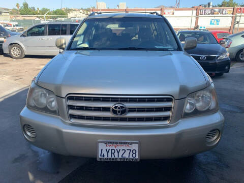 2002 Toyota Highlander for sale at Aria Auto Sales in San Diego CA