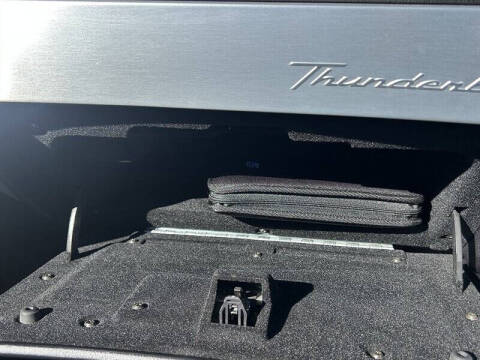 2003 Ford Thunderbird