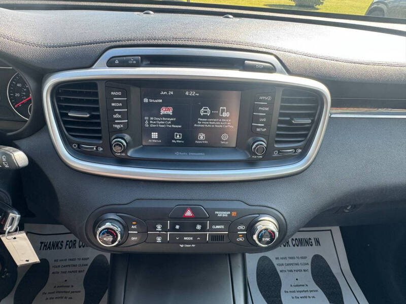 2018 Kia Sorento LX