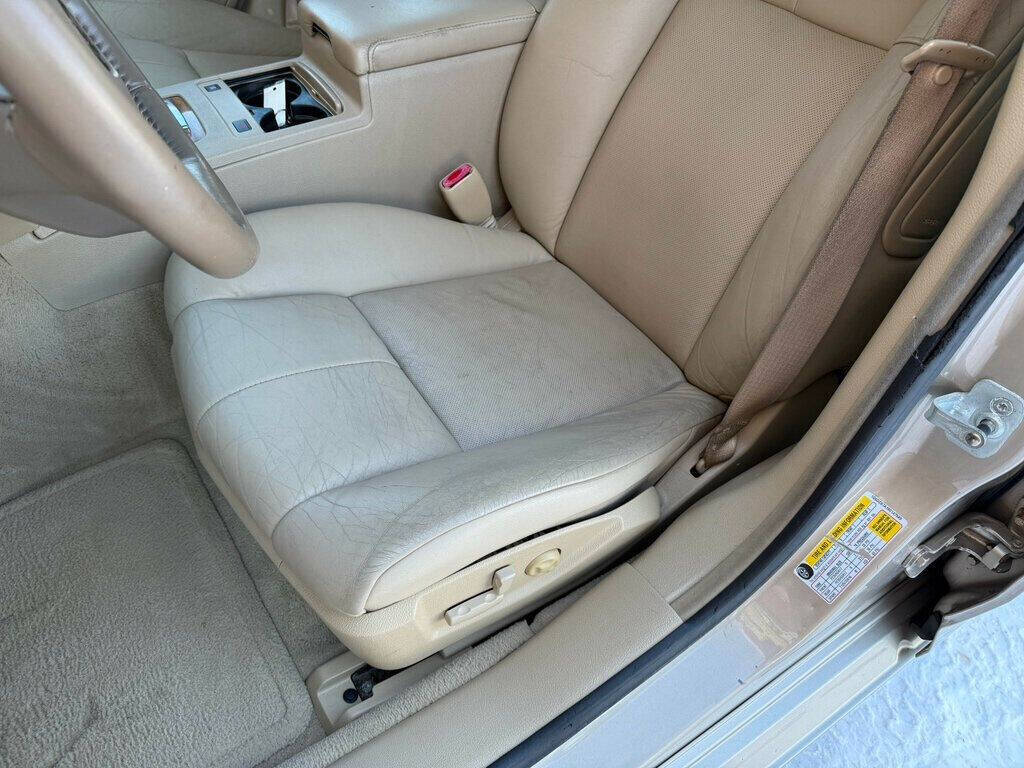 2006 Cadillac STS 25