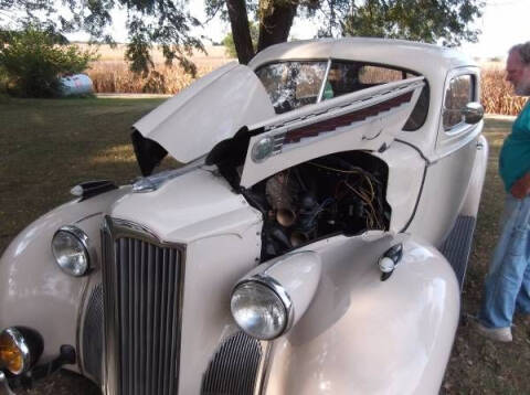 1940 Packard 110