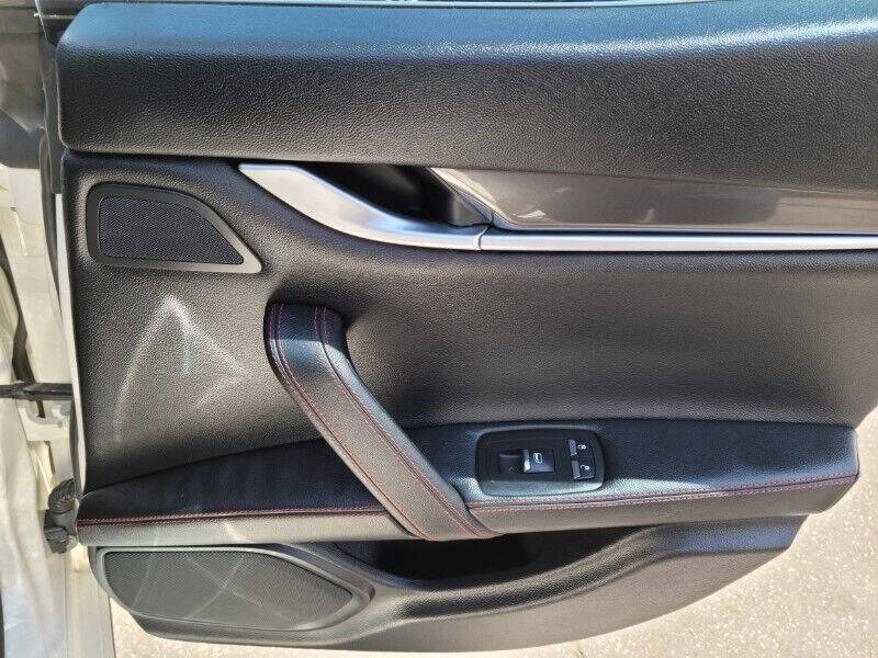 2016 Maserati Ghibli