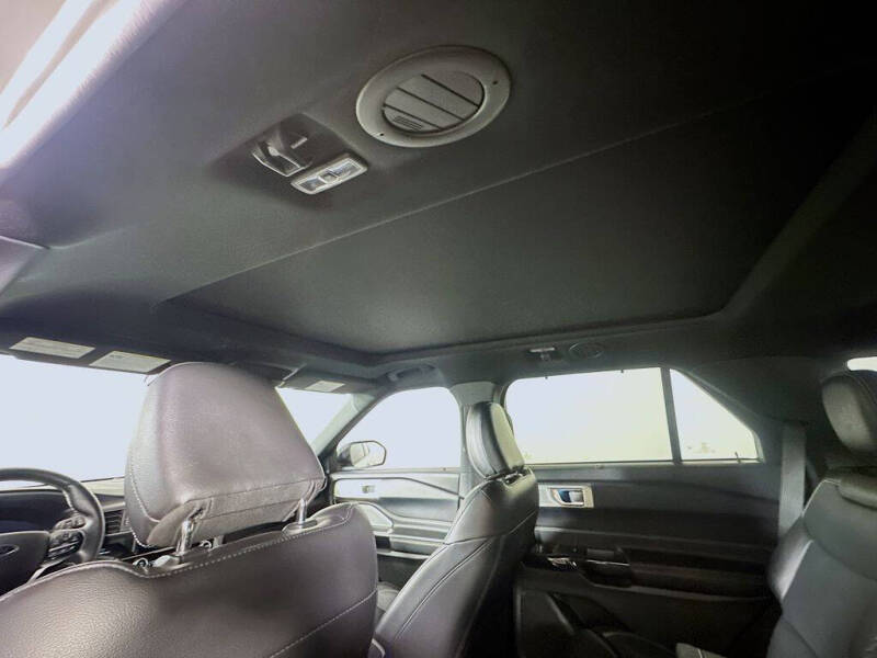 2022 Ford Explorer ST