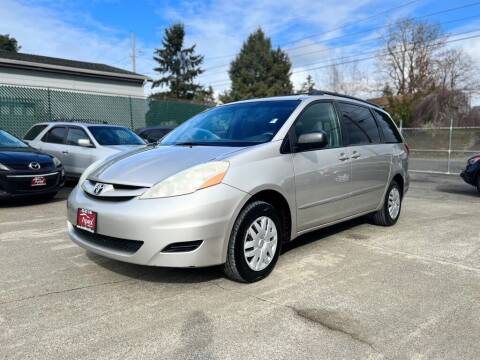 2006 Toyota Sienna for sale at Apex Motors Inc. in Tacoma WA