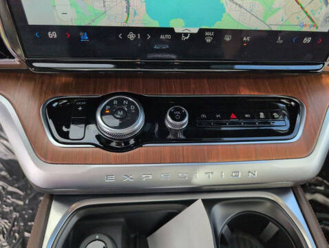 2025 Ford Expedition King Ranch