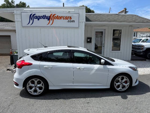 2017 Ford Focus ST